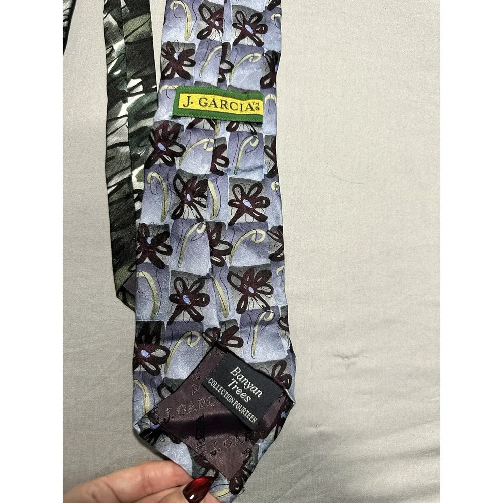 VTG J Garcia Pair‎ (2) Neck Ties Banyan Trees & Bee Hive